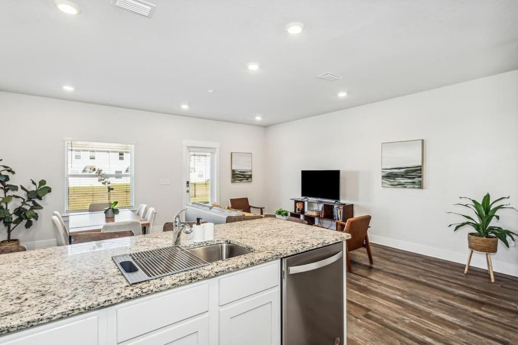 Luxury Townhome Near Downtown And Pensacola Beach Εξωτερικό φωτογραφία