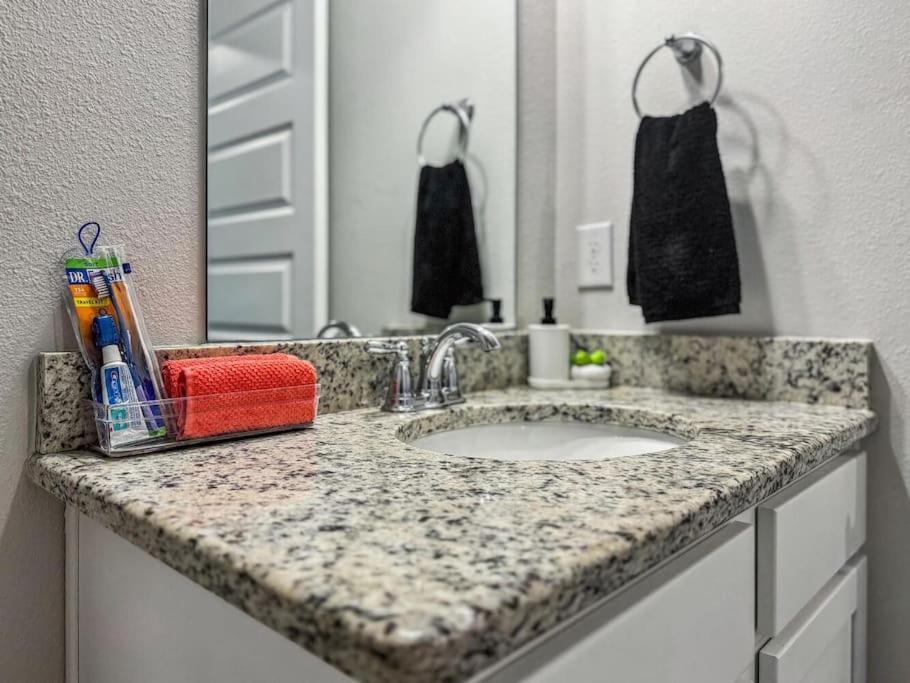 Luxury Townhome Near Downtown And Pensacola Beach Εξωτερικό φωτογραφία